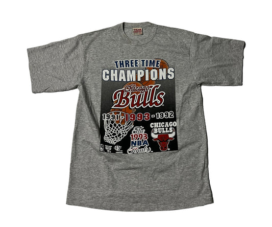 Vintage 90’s Chicago Bulls Three Time Champion Tee (1993)